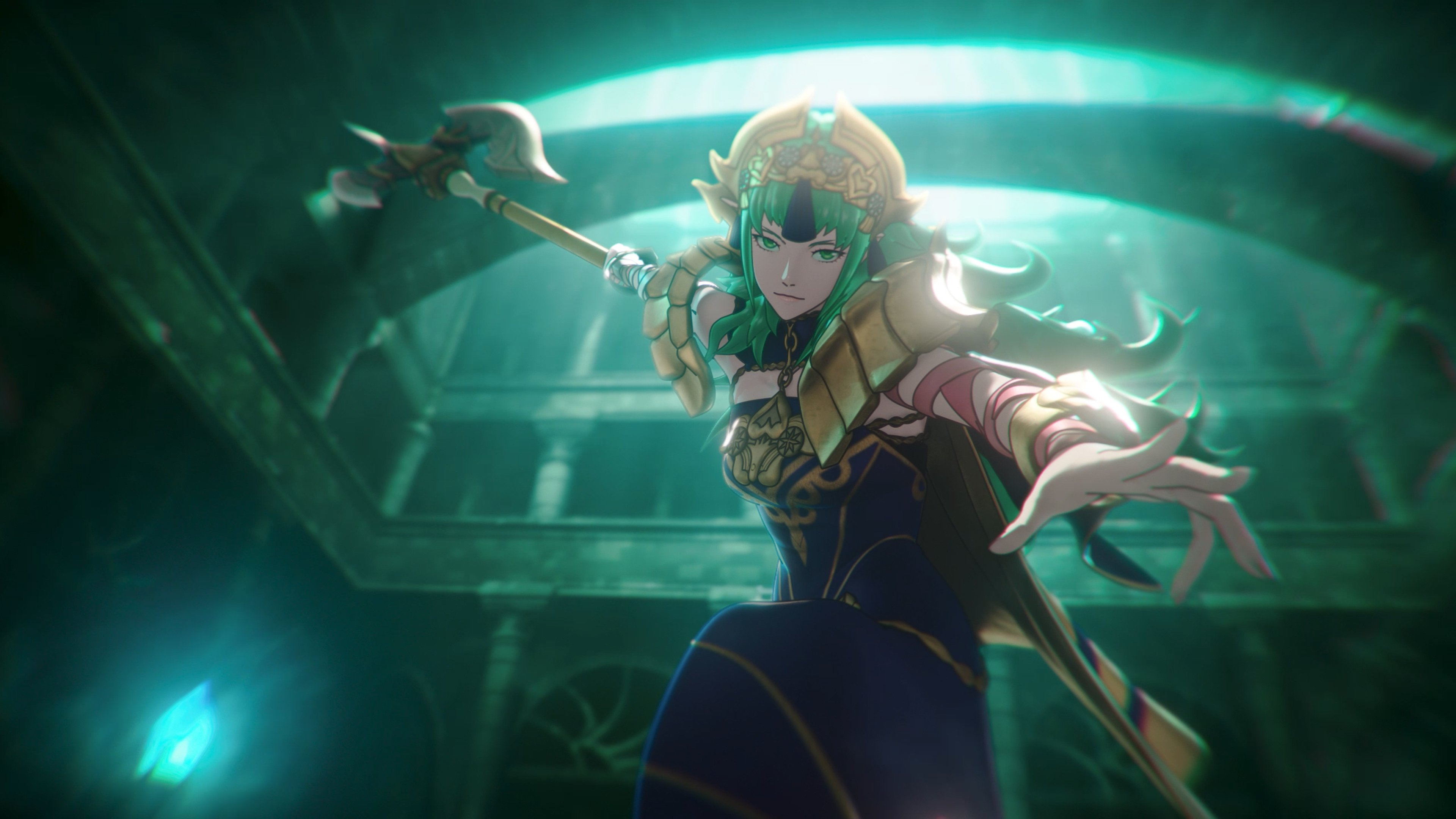 Capture d’écran de Fire Emblem Fortune’s Weave montrant une guerrière aux cheveux verts, vêtue d’une armure dorée et bleue, dans une pose d’attaque dynamique. Elle brandit une hallebarde et tend la main vers l’avant, entourée d’une lumière verte et de projectiles, dans une ambiance intense et magique.